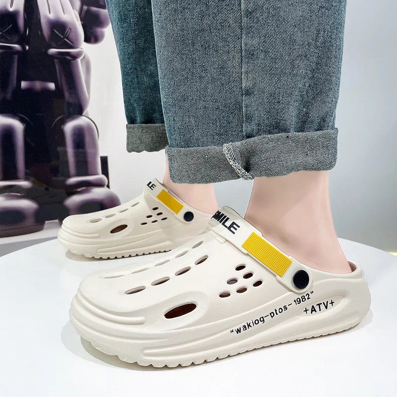 Summer Clogs Sandals 47 Men Clogs EVA Slippers Soft Sole Breathable Beach Slippers Men Home Slippers Outdoor Antiskid Slippers