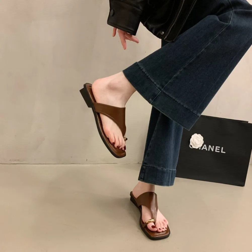 Women's Summer Flat Flip Flops Thong Sandals Square Toe Faux Leather Soft Sole Non Slip Shoes for Beach Vacation Daily Wear