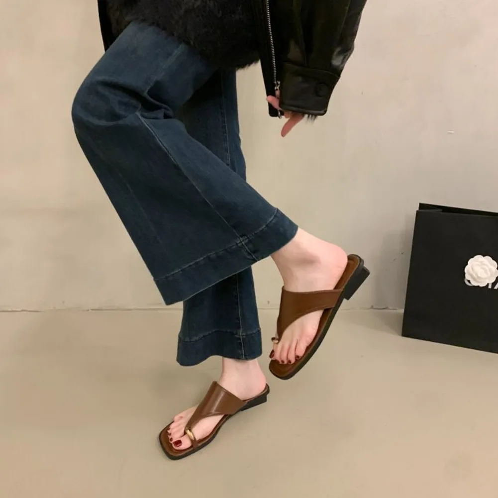 Women's Summer Flat Flip Flops Thong Sandals Square Toe Faux Leather Soft Sole Non Slip Shoes for Beach Vacation Daily Wear
