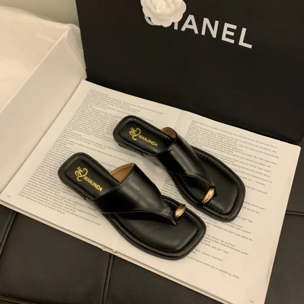 Women's Summer Flat Flip Flops Thong Sandals Square Toe Faux Leather Soft Sole Non Slip Shoes for Beach Vacation Daily Wear