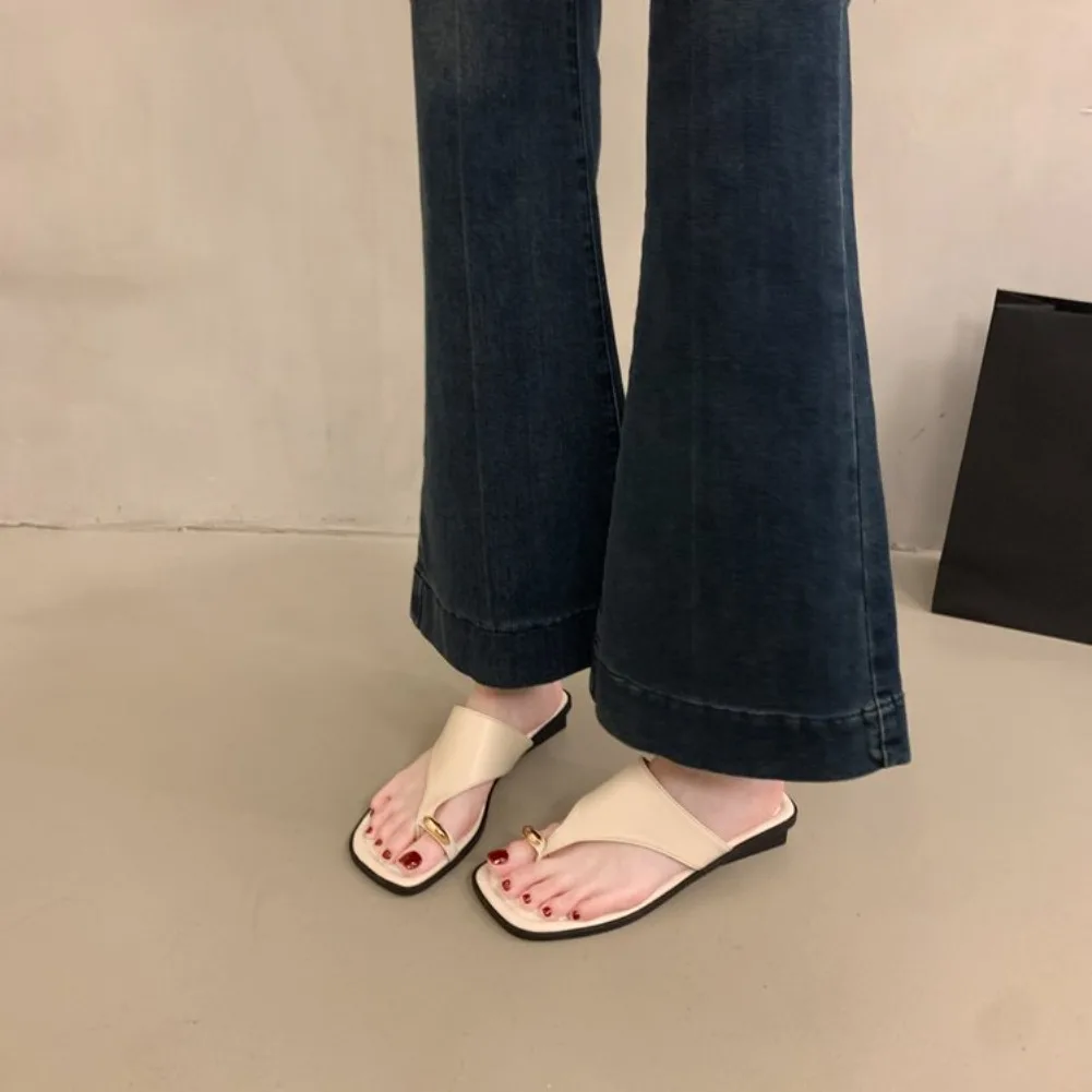 Women's Summer Flat Flip Flops Thong Sandals Square Toe Faux Leather Soft Sole Non Slip Shoes for Beach Vacation Daily Wear