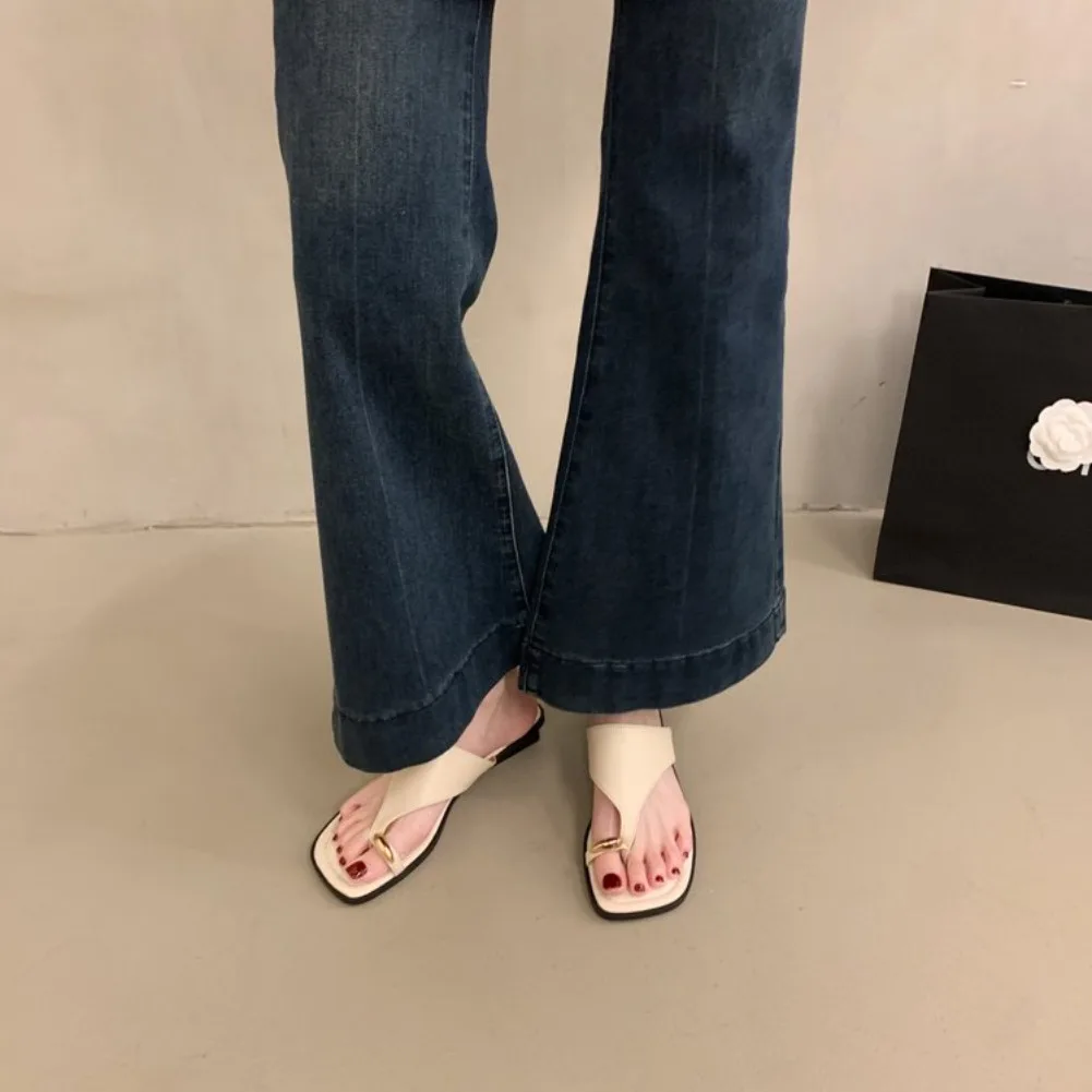 Women's Summer Flat Flip Flops Thong Sandals Square Toe Faux Leather Soft Sole Non Slip Shoes for Beach Vacation Daily Wear