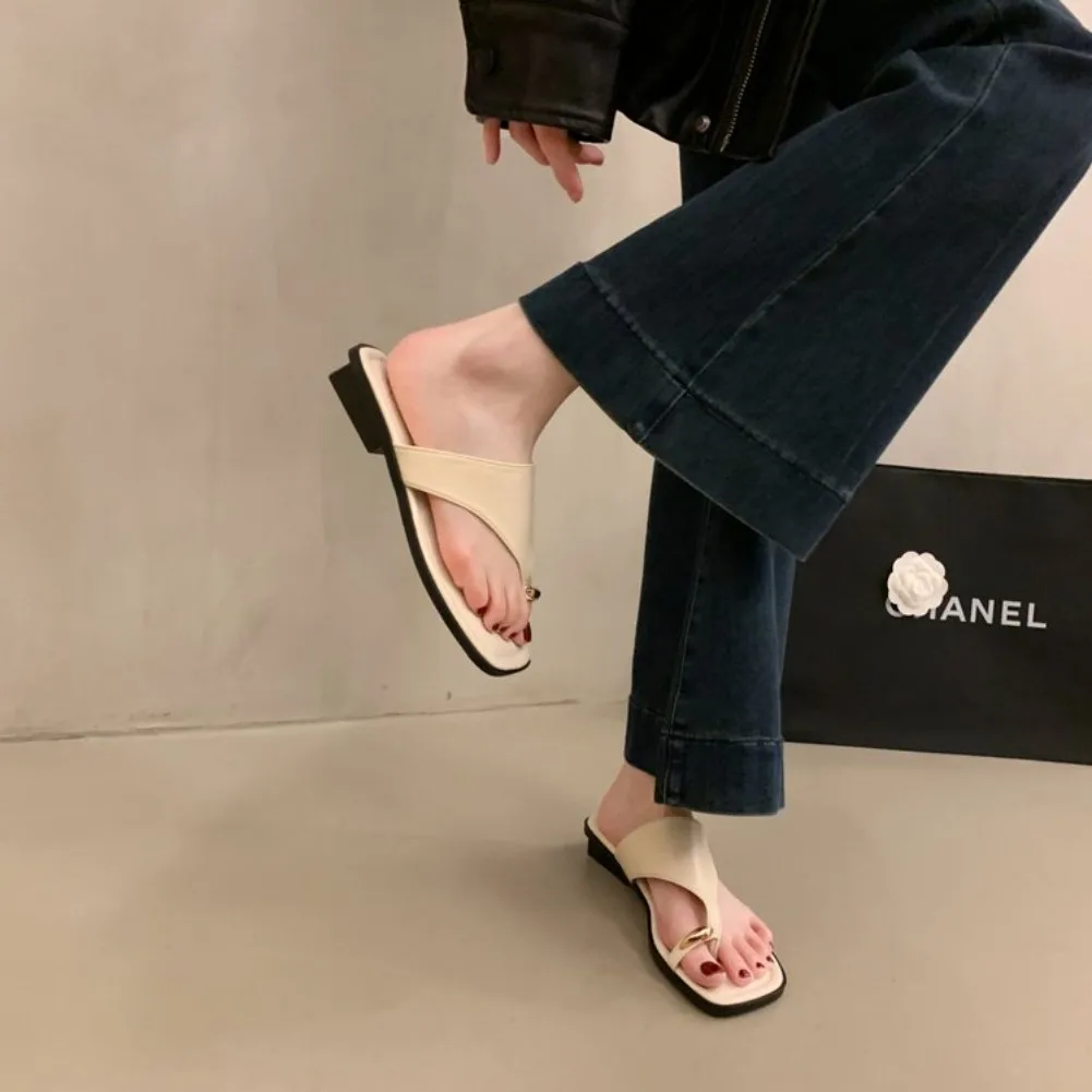 Women's Summer Flat Flip Flops Thong Sandals Square Toe Faux Leather Soft Sole Non Slip Shoes for Beach Vacation Daily Wear