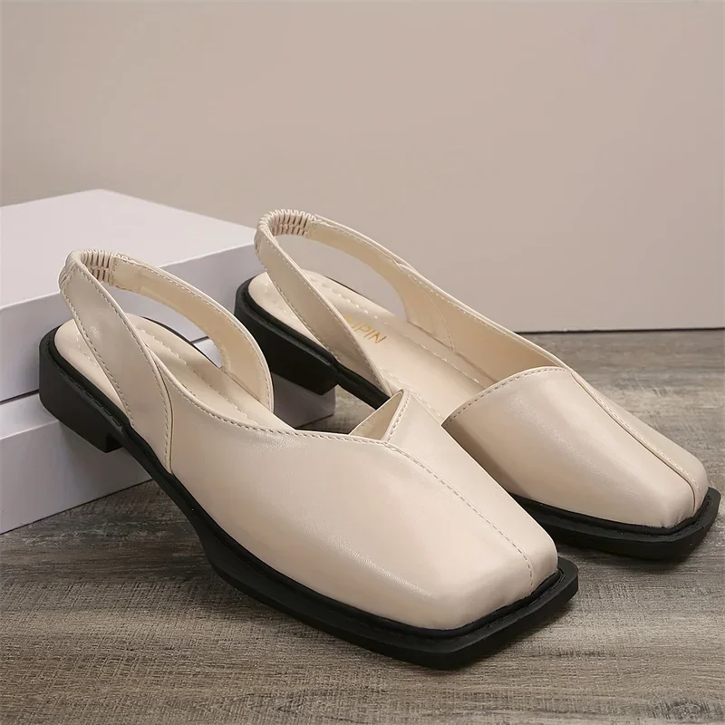 Leather Toe Cap Sandals for Women 2024 New Flat Bottomed Square Toe Single Shoes, Retro Exterior Wear, Anti Slip Beach Slippers