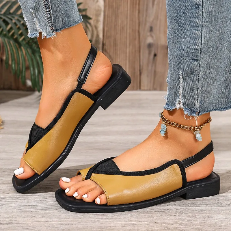 New Summer Women's Genuine Leather Open-Toe Sandals Fashionable Flat Square-Toe Sandals 2026 Retro Outdoor Beach Casual Sandals
