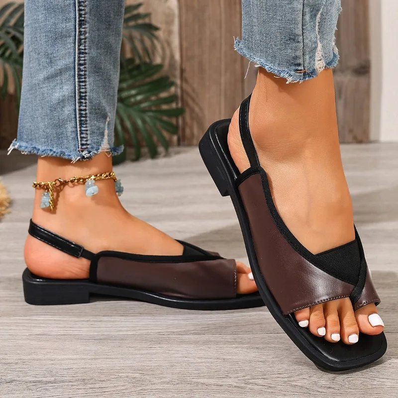 New Summer Women's Genuine Leather Open-Toe Sandals Fashionable Flat Square-Toe Sandals 2026 Retro Outdoor Beach Casual Sandals