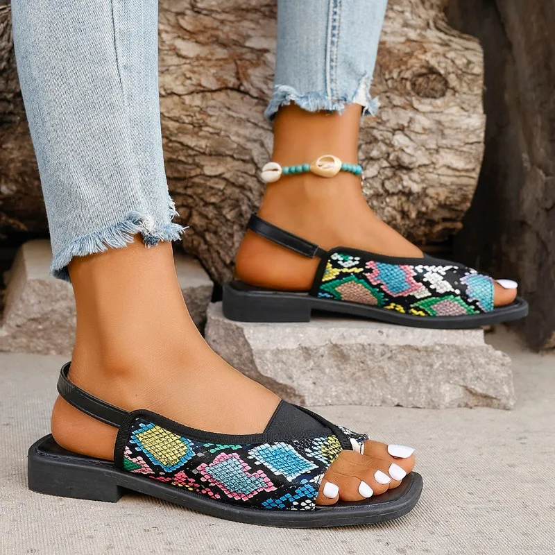 New Summer Women's Genuine Leather Open-Toe Sandals Fashionable Flat Square-Toe Sandals 2026 Retro Outdoor Beach Casual Sandals