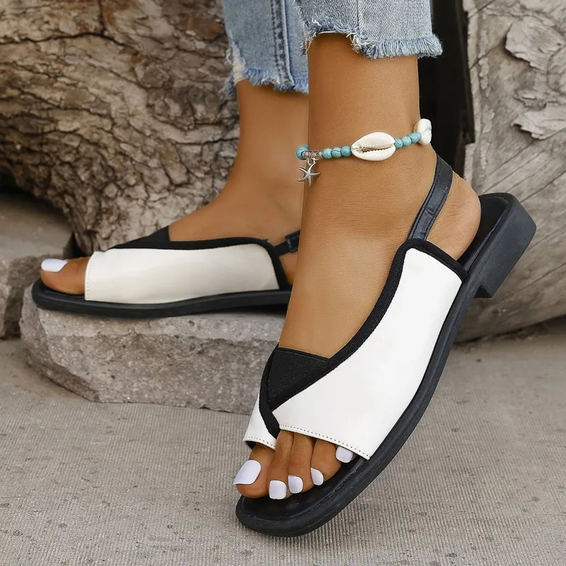New Summer Women's Genuine Leather Open-Toe Sandals Fashionable Flat Square-Toe Sandals 2026 Retro Outdoor Beach Casual Sandals