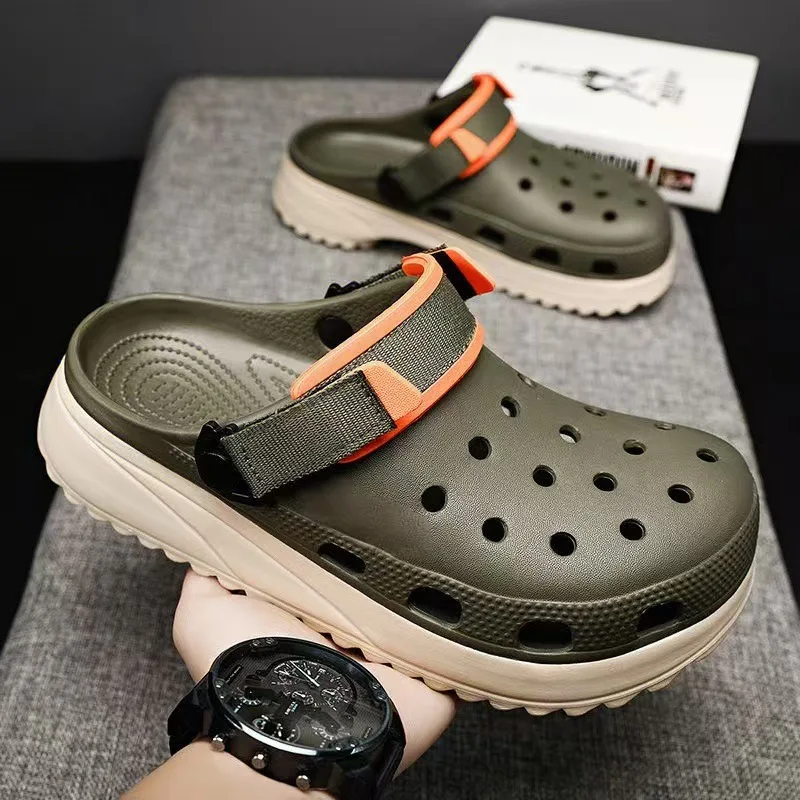 New men's large size Internet celebrity fashion trend double color hole shoes summer sports beach cool slippers