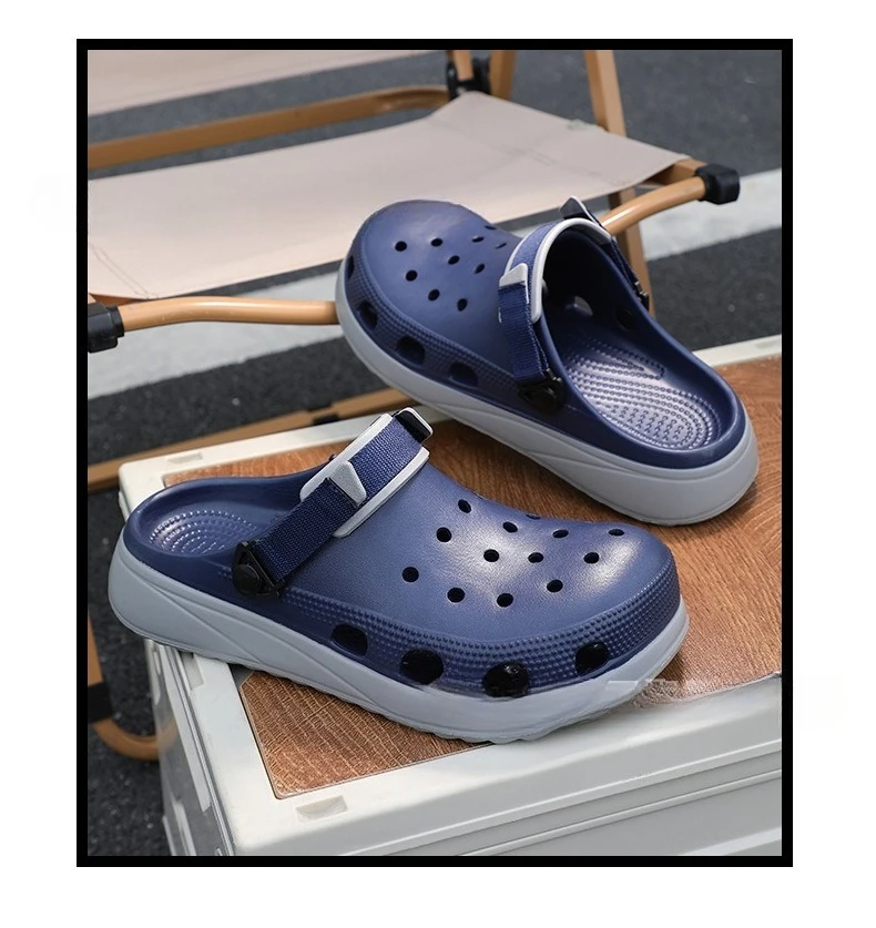 New men's large size Internet celebrity fashion trend double color hole shoes summer sports beach cool slippers