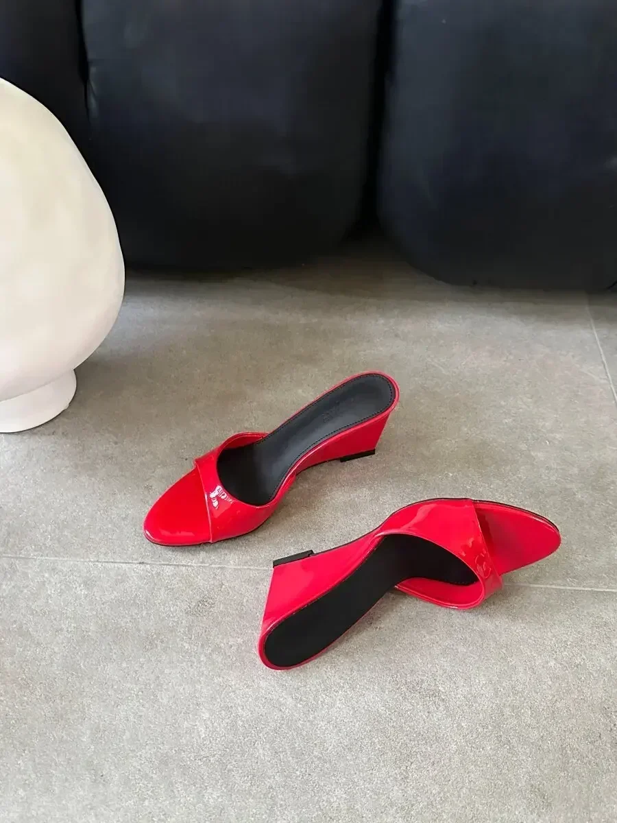 2026 Wedges Heel Women Slippers Comfort Open Toe Slip On Pumps Ladies Outdoor Patent Leather Daily Wear Party Dress Slides