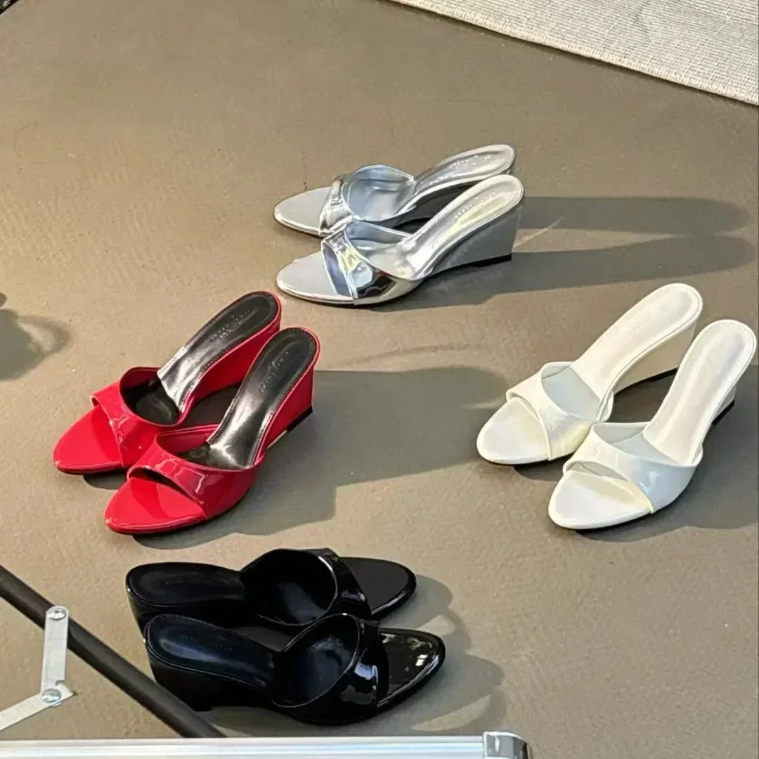 2026 Wedges Heel Women Slippers Comfort Open Toe Slip On Pumps Ladies Outdoor Patent Leather Daily Wear Party Dress Slides