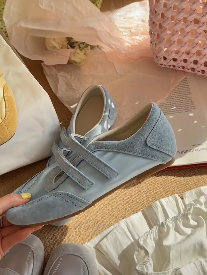 2026 Spring Autumn Women's Mary Janes | French Style Canvas Slip-on Flats | Wide Toe Box Velcro Soft Sole Casual Shoes