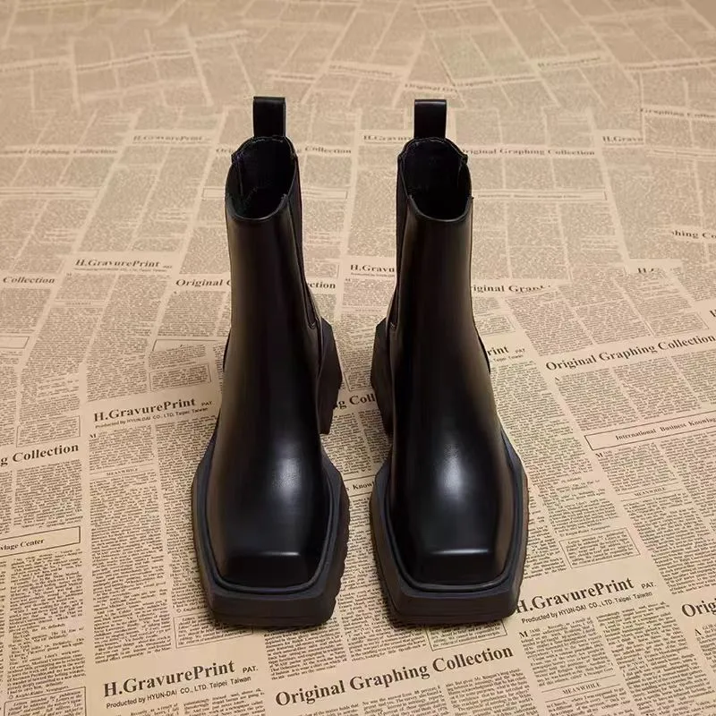 Chelsea Boots Women Autumn Platform 2025 Early Autumn Square Toe Booties Spring and Autumn Single Boots