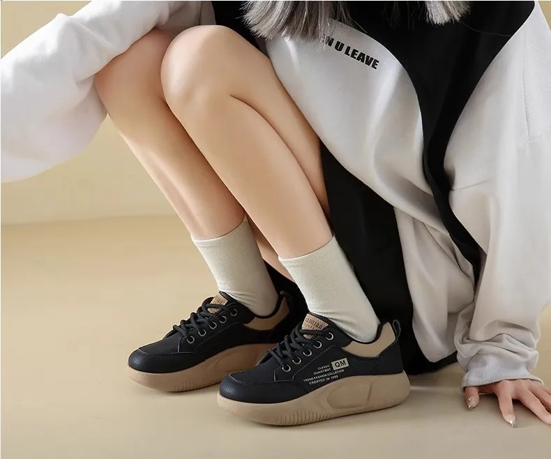 Girls' White Shoes Students' Thick Soled Height Increasing Outdoor Wear Sports Shoes Women' Clothing Matching Casual Board Shoes