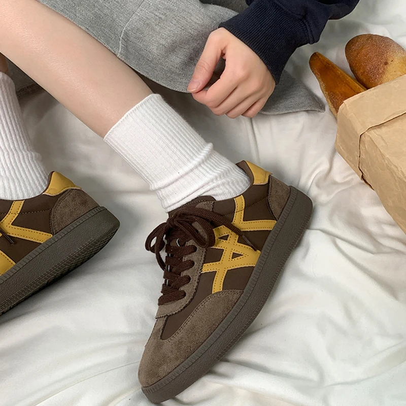 2025 Spring and Autumn New Women's Comfortable Soft Flat Shoes Fashion Retro Casual Shoes