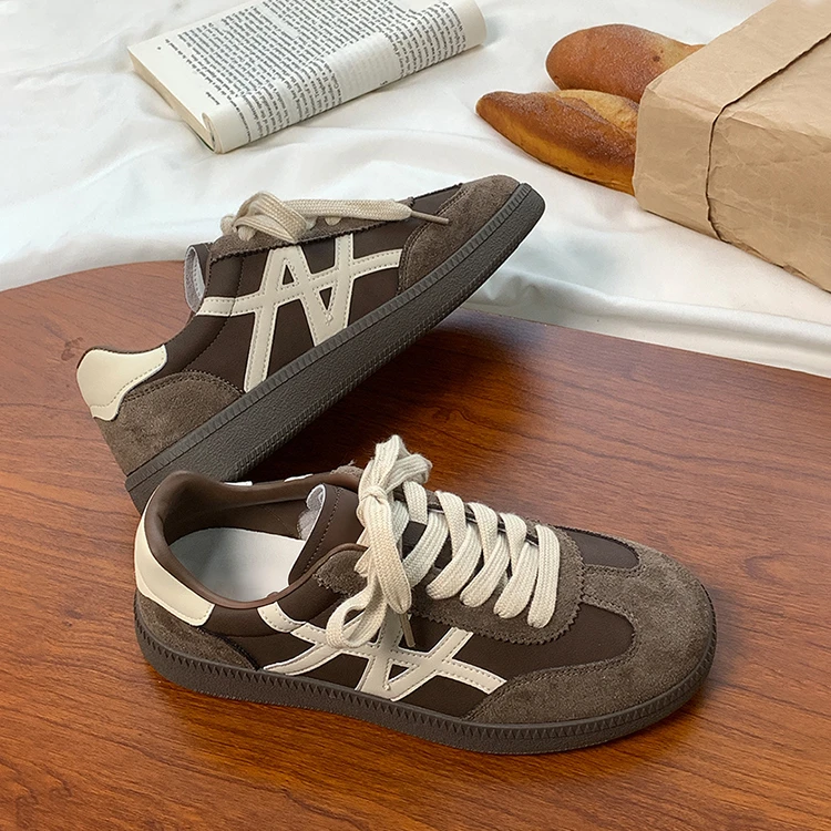 2025 Spring and Autumn New Women's Comfortable Soft Flat Shoes Fashion Retro Casual Shoes