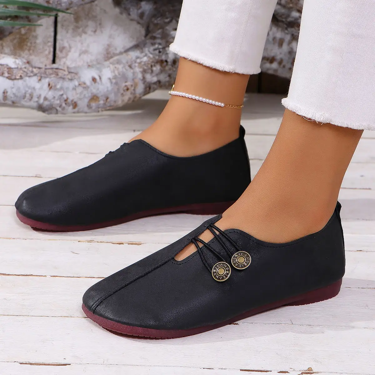 New Women's Comfort Flat Shoes, Retro Style Metal Accent Loafers, Soft Distressed Casual Slip-On Shoes