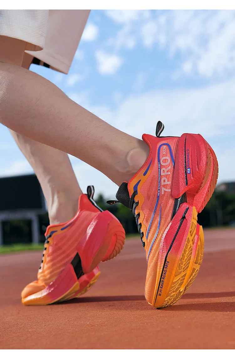 New Men's Carbon Plate Sneakers Outdoor Soft Sole Mesh Sports Shoes Running Shoes Light Anti-Slip Casual Couple Tennis Shoes