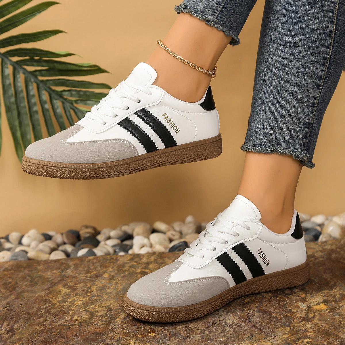*2026 Spring Autumn Selling Elegant Casual Sports Shoes Women's Fashion New Round Toe Comfortable Thick Soled Flat Work Shoes
