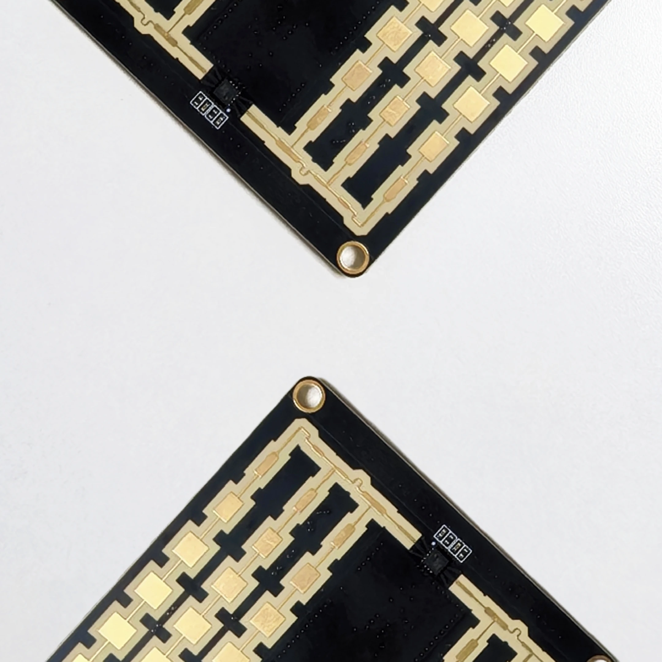24GHz Radar Speed Sensor Support RS485/TTL, Measurement Range 1-240km/h & 120m Long Distance Detection, ±1KM/H High Accuracy