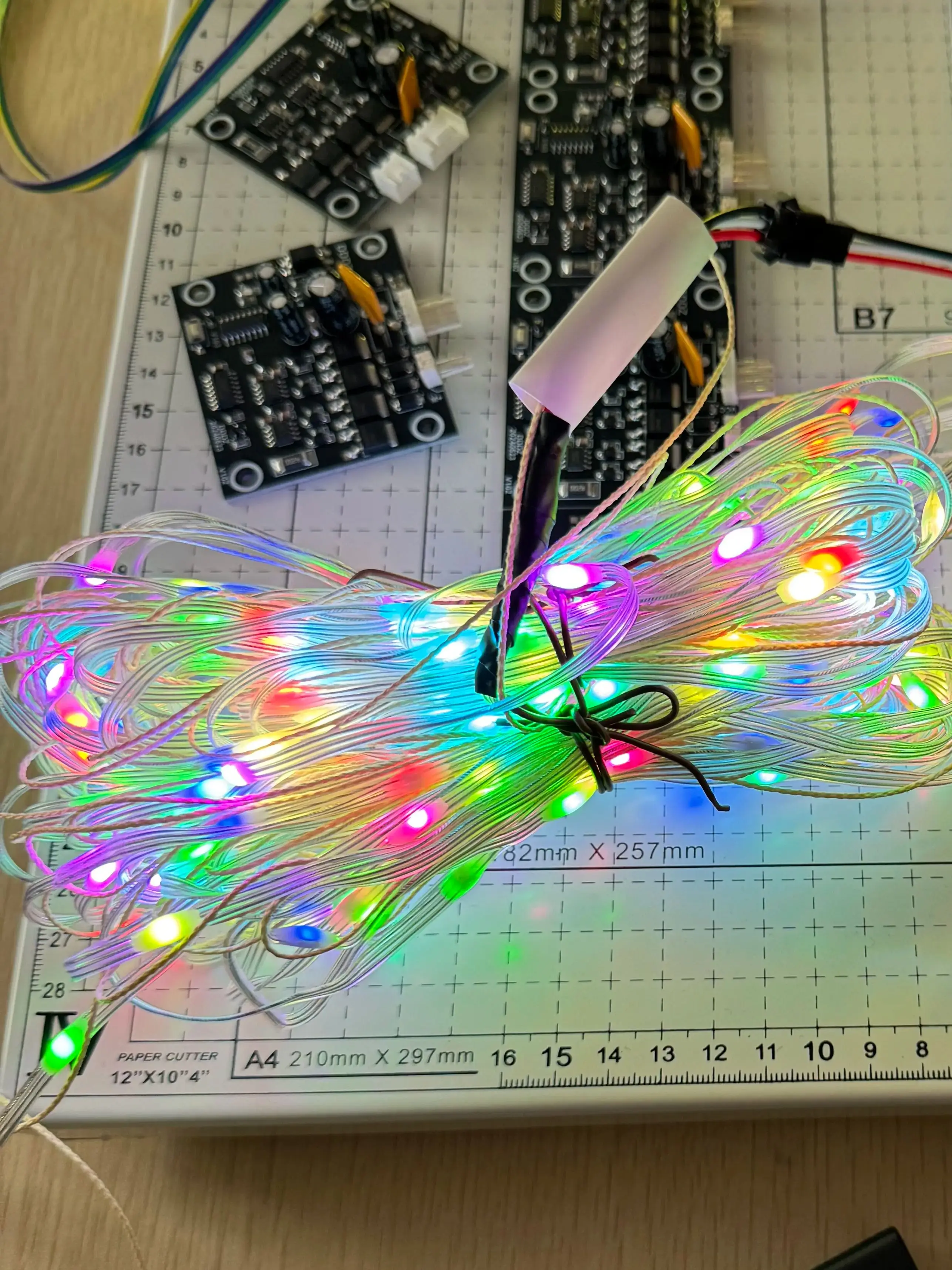 DDDZ 15M/20M String Lights for Kite Line Decoration Big LED Delta Inflatable Kite with Speed and Color Adjust with Meteor Flash