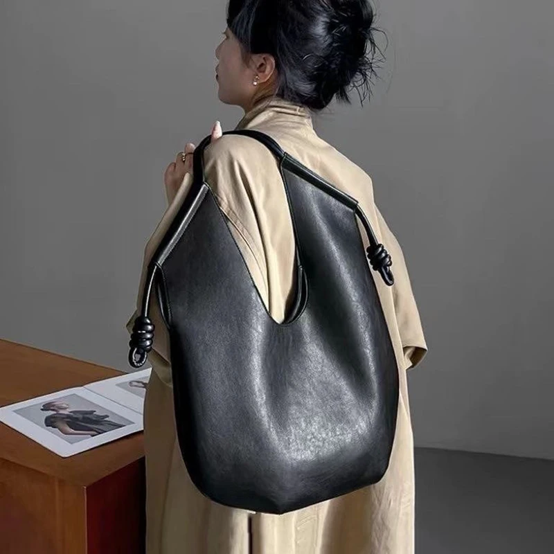 Minimalist, high-end, lazy-style underarm tote bag, versatile large-capacity handbag for commuting