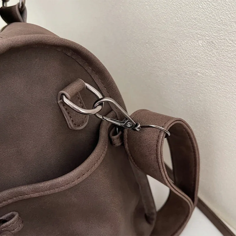 Retro Motorcycle Handbag Women Horizontal Tote Storage Tassel Design Pillow Shoulder Bag Trendy Large Capacity Soft Underarm Bag