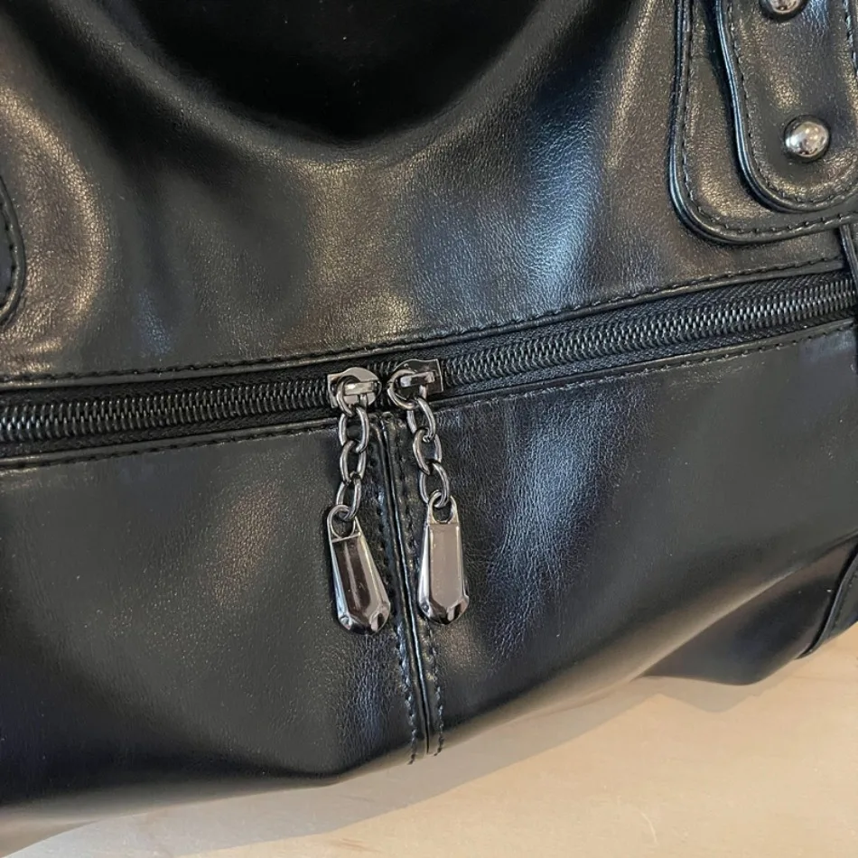 Luxury Shoulder Bag for Women 2026 New Casual Crossbody Bag Ladies Daily Commute Handbag Large Capacity Soft PU Leather Tote Bag