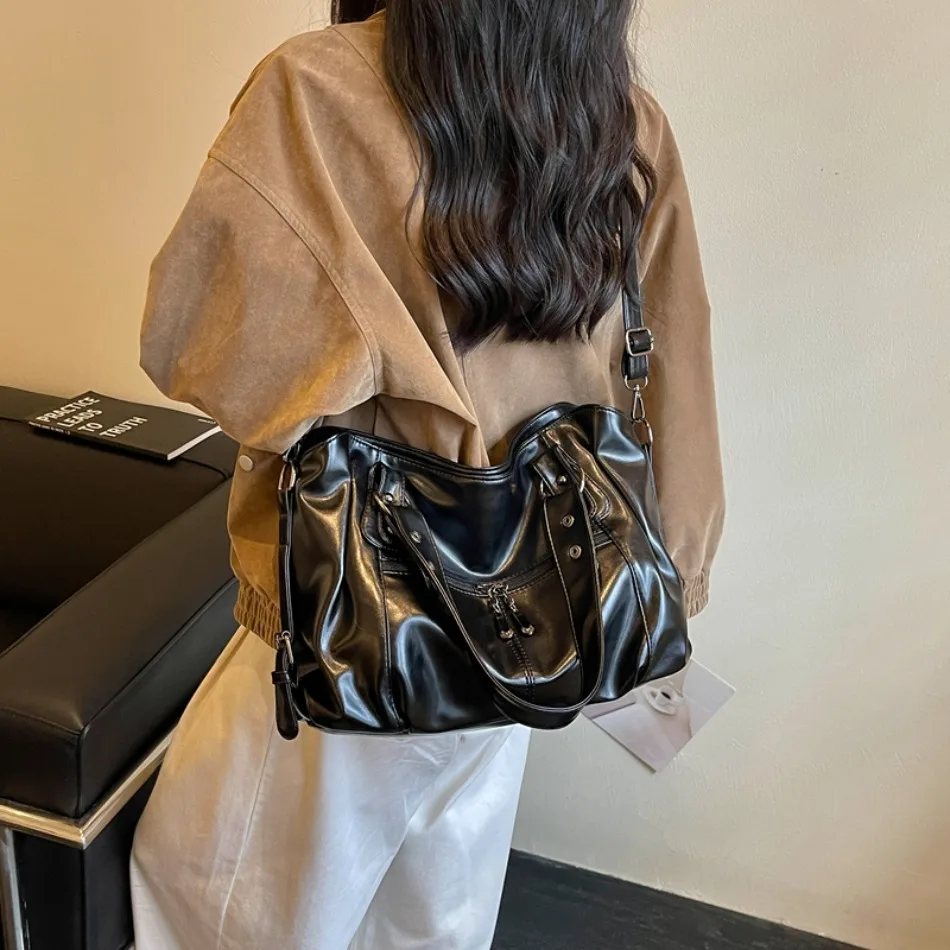 Luxury Shoulder Bag for Women 2026 New Casual Crossbody Bag Ladies Daily Commute Handbag Large Capacity Soft PU Leather Tote Bag