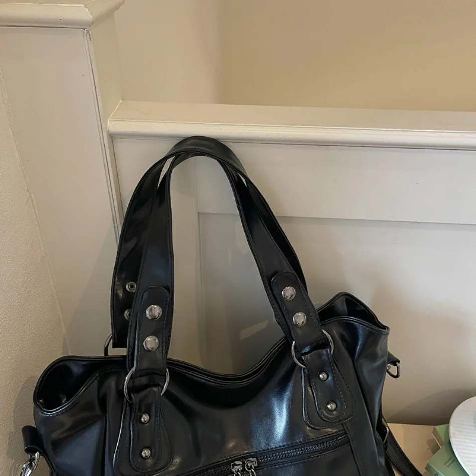 Luxury Shoulder Bag for Women 2026 New Casual Crossbody Bag Ladies Daily Commute Handbag Large Capacity Soft PU Leather Tote Bag
