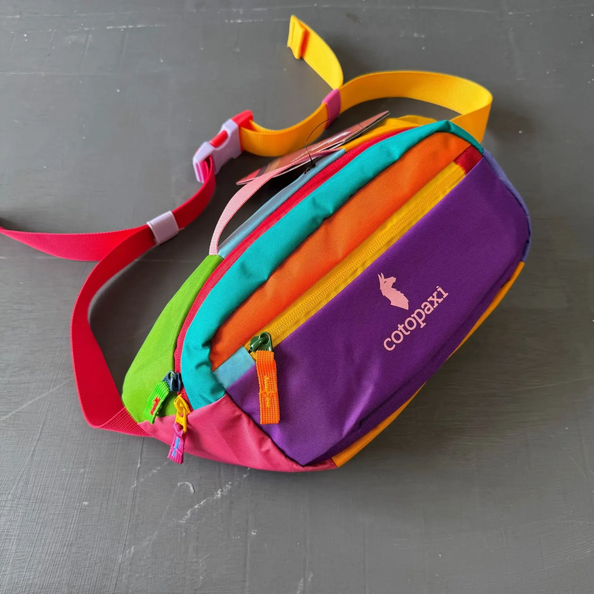 2026 Dopamine 3l Outdoor Sports Chest Bag Crossbody Chest Bag Unisex Sports Bag. High Quality