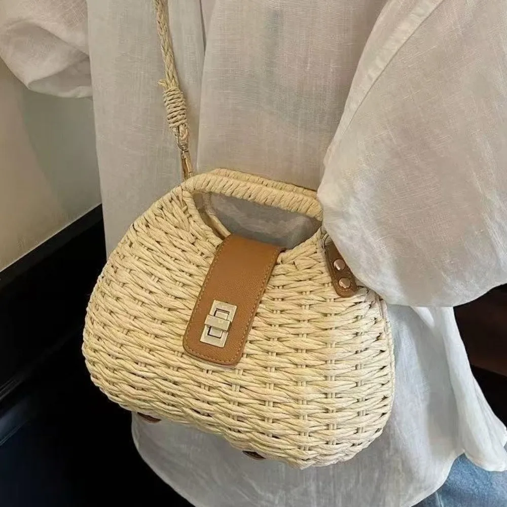 Elegant Straw Woven Shoulder Bag Solid Color Eco-Friendly Boho Crossbody Bag Metal Buckle All-match Wicker Rattan Handbag Beach