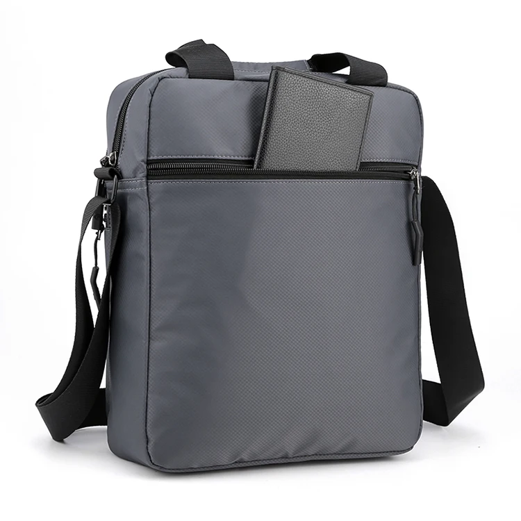 Men's Crossbody Bag with Adjustable Shoulder Strap, Multifunctional Handbag for Daily Commuting, Casual Outdoor Bag