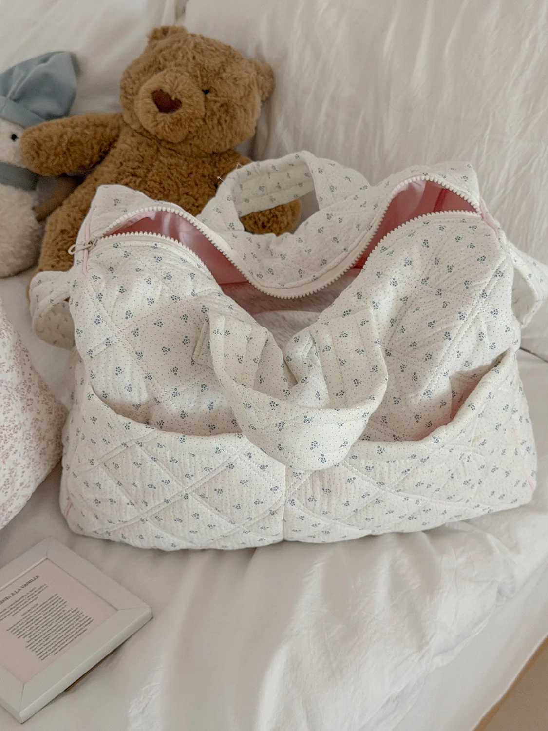 YT style fresh and sweet ins floral travel bag, new large-capacity handbag, student commuter tote bag
