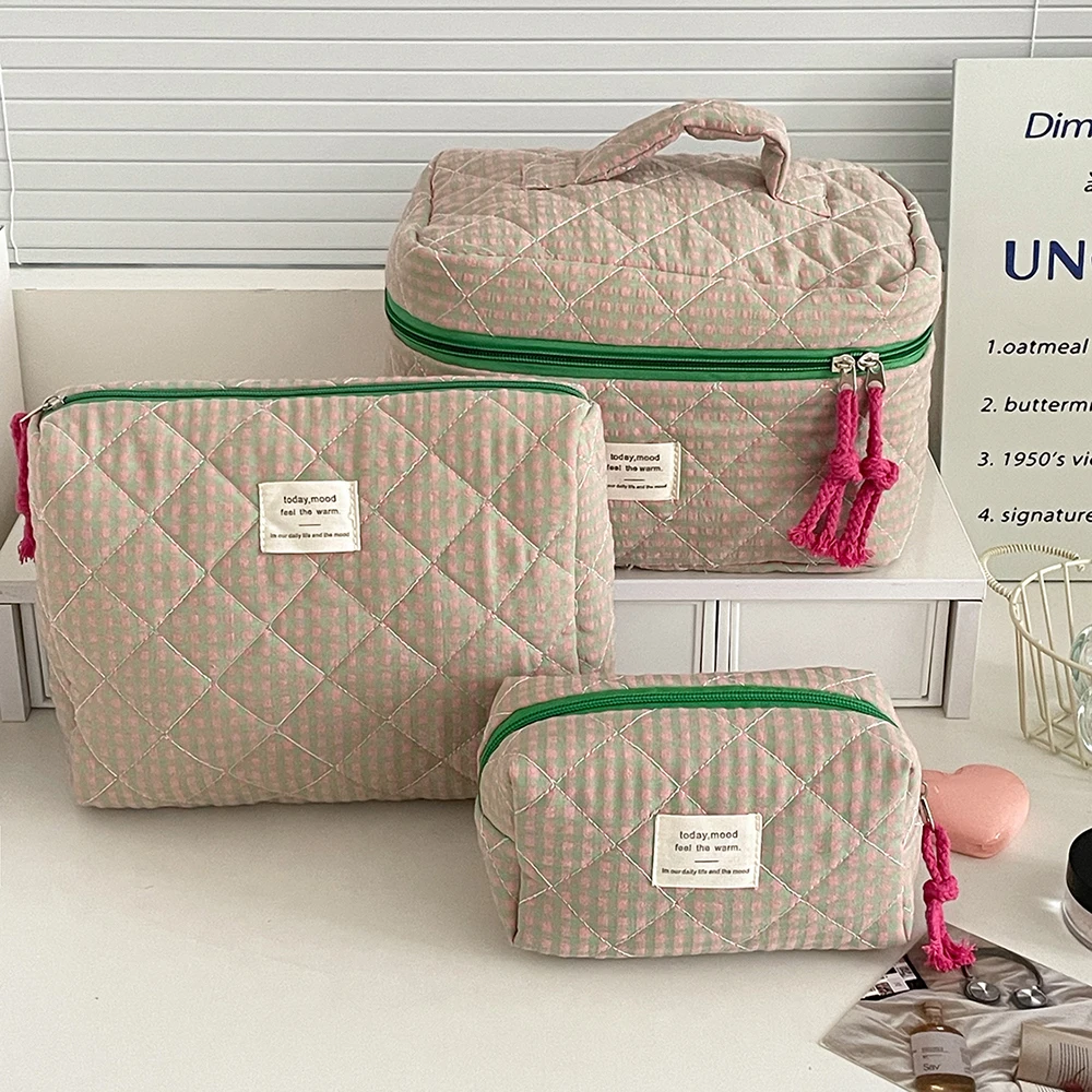 Wholesale 3 Bags Set Fashion Women Classic Cosmetic Bag Large Capacity Toiletry Makeup Organizer Pouch Ladies Zipper Quilted Bag