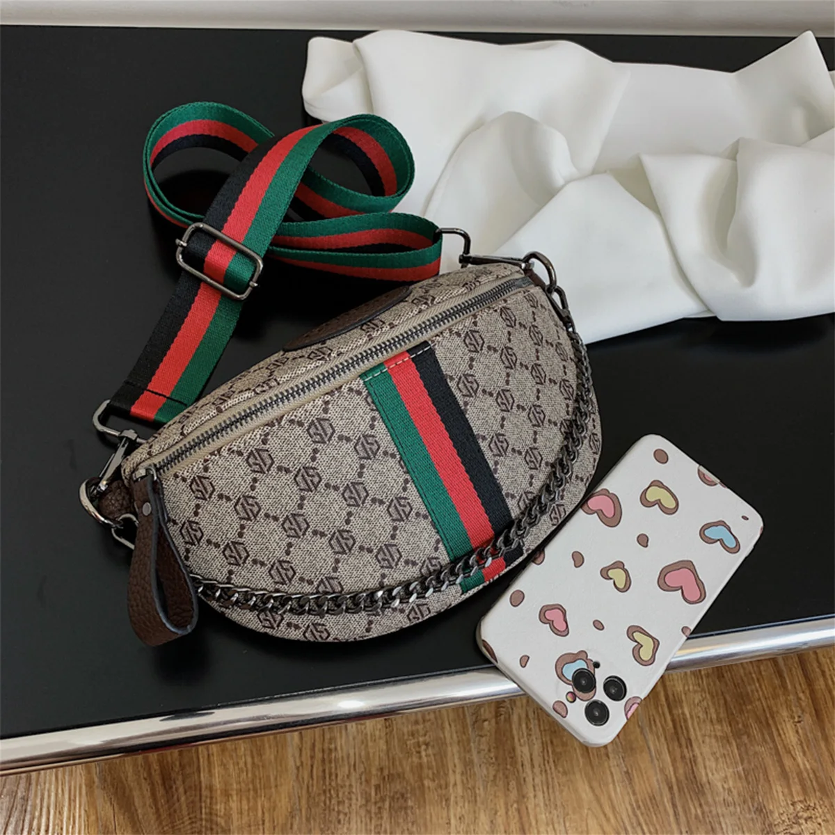 Classic Geometric Pattern Fashion Crossbody Bag Lightweight Zipper PU Adjustable Striped Strap Waist Bag for Commute