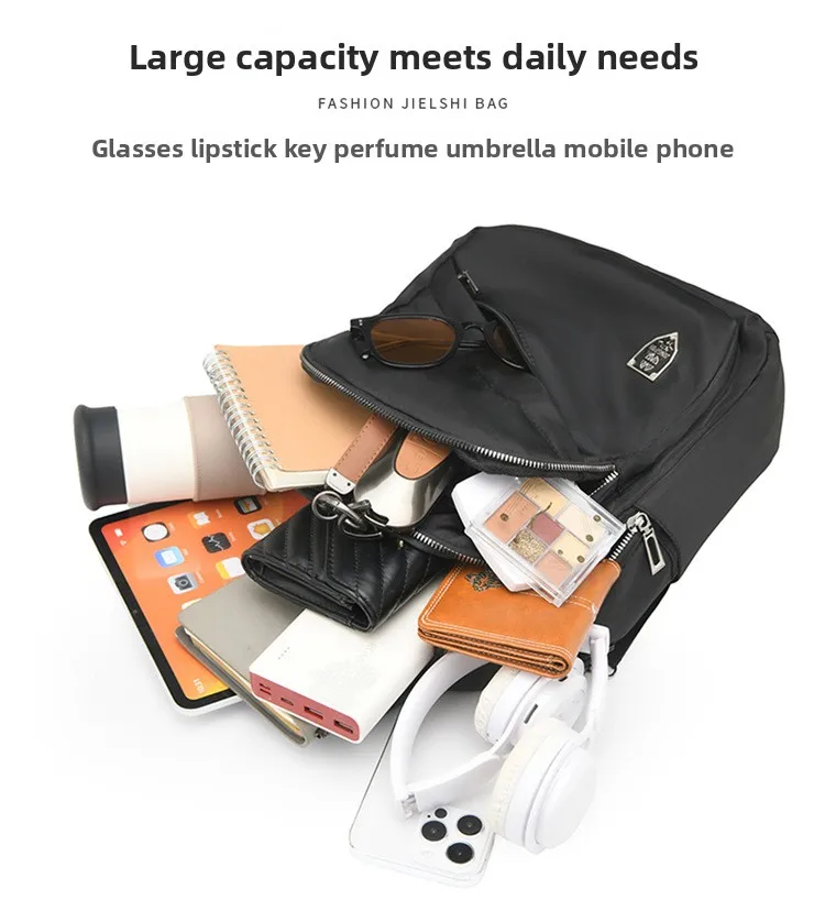 Women Casual Backpack Large Capacity Black Daypack New Trendy Shoulder Bag for Girls and Ladies