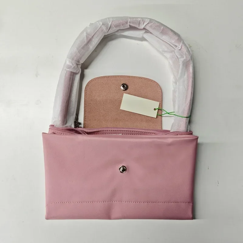 Sac hobo pliable classique en nylon, sac à main à bandoulière pour femmes avec design brodé