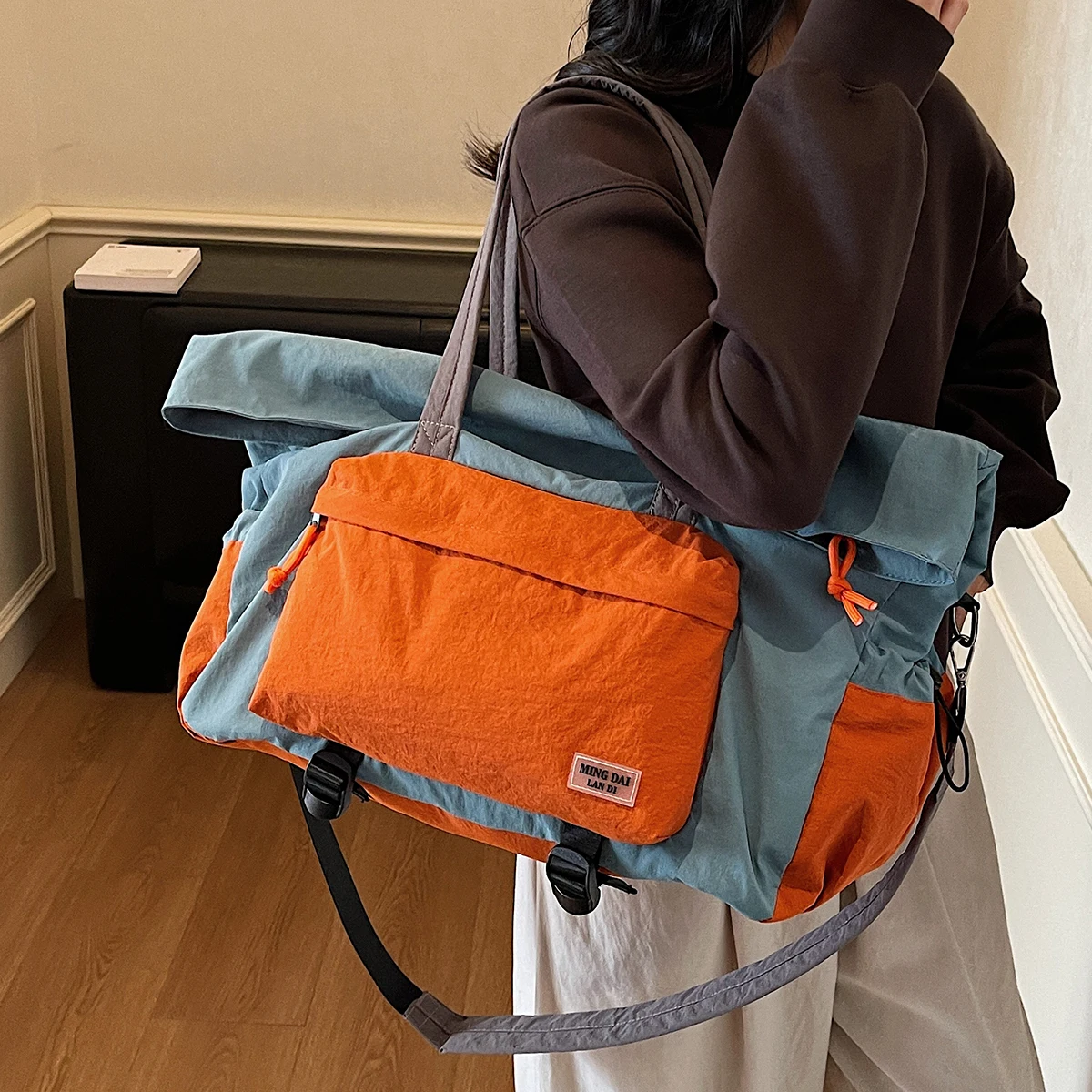 Foldable Lightweight Luggage Bag for Women, Large Capacity Expandable Crossbody Gym Bag, Portable Short-Distance Travel Bag, Men's Shoulder Bag for Hiking and Camping