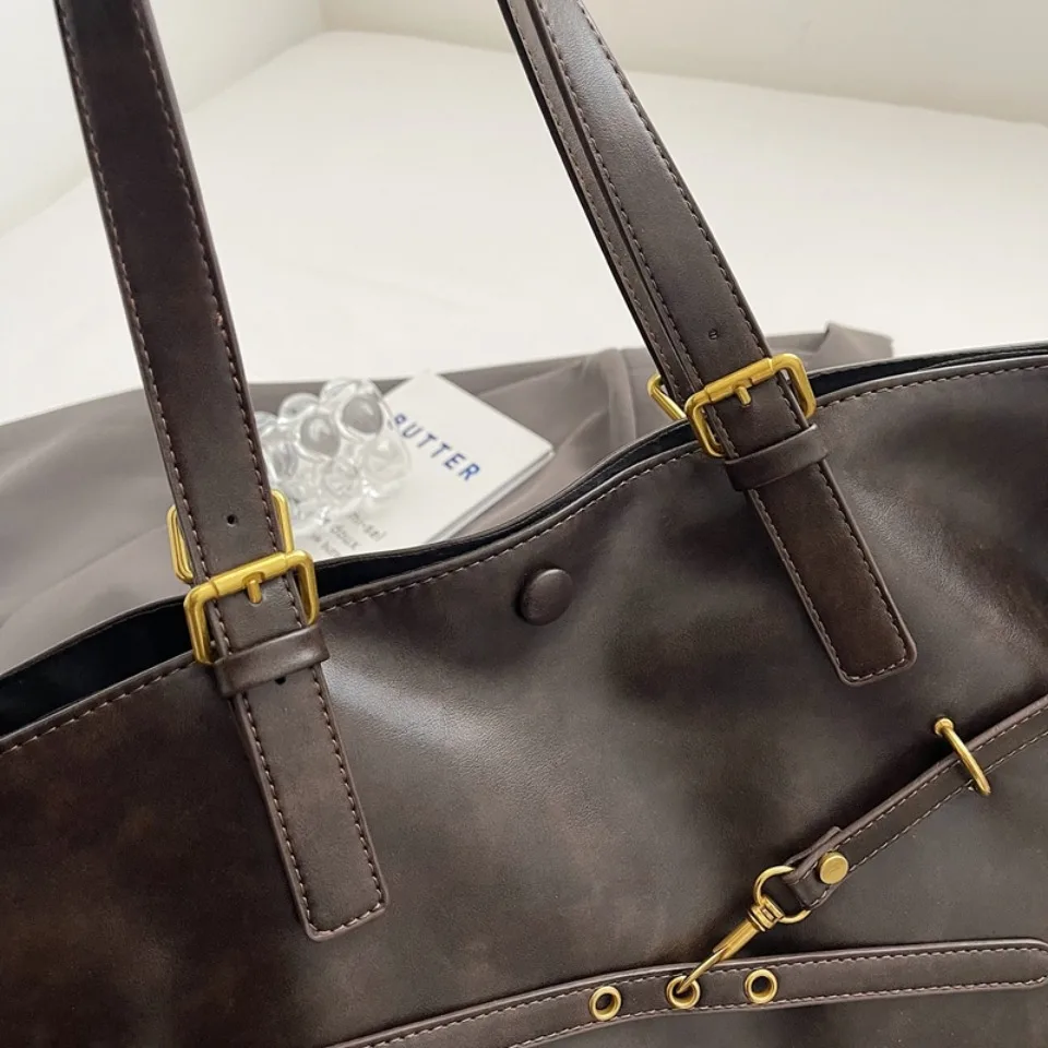 Vintage Oil-Waxed Pu Leather Tote Shoulder Bag Large Capacity with Decorative Belt for Work Travel 16-inch Laptop A4 Documents