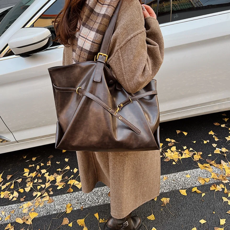 Vintage Oil-Waxed Pu Leather Tote Shoulder Bag Large Capacity with Decorative Belt for Work Travel 16-inch Laptop A4 Documents