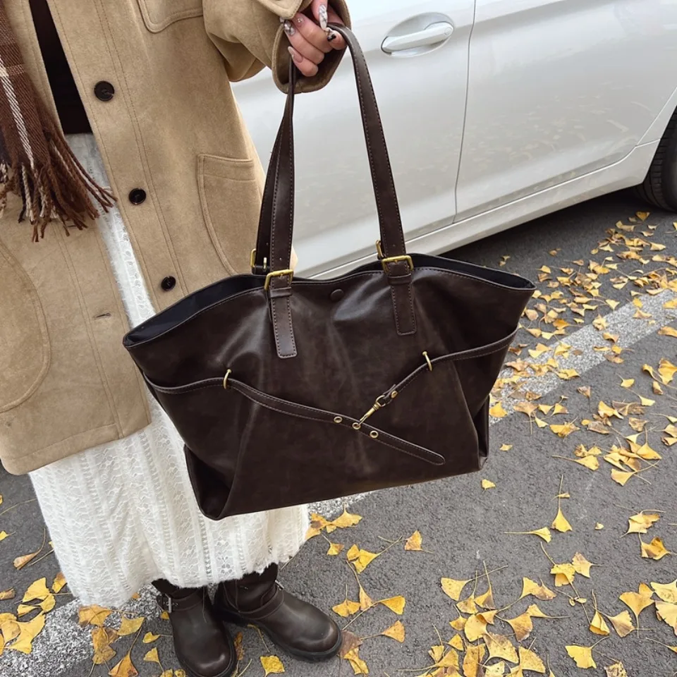 Vintage Oil-Waxed Pu Leather Tote Shoulder Bag Large Capacity with Decorative Belt for Work Travel 16-inch Laptop A4 Documents