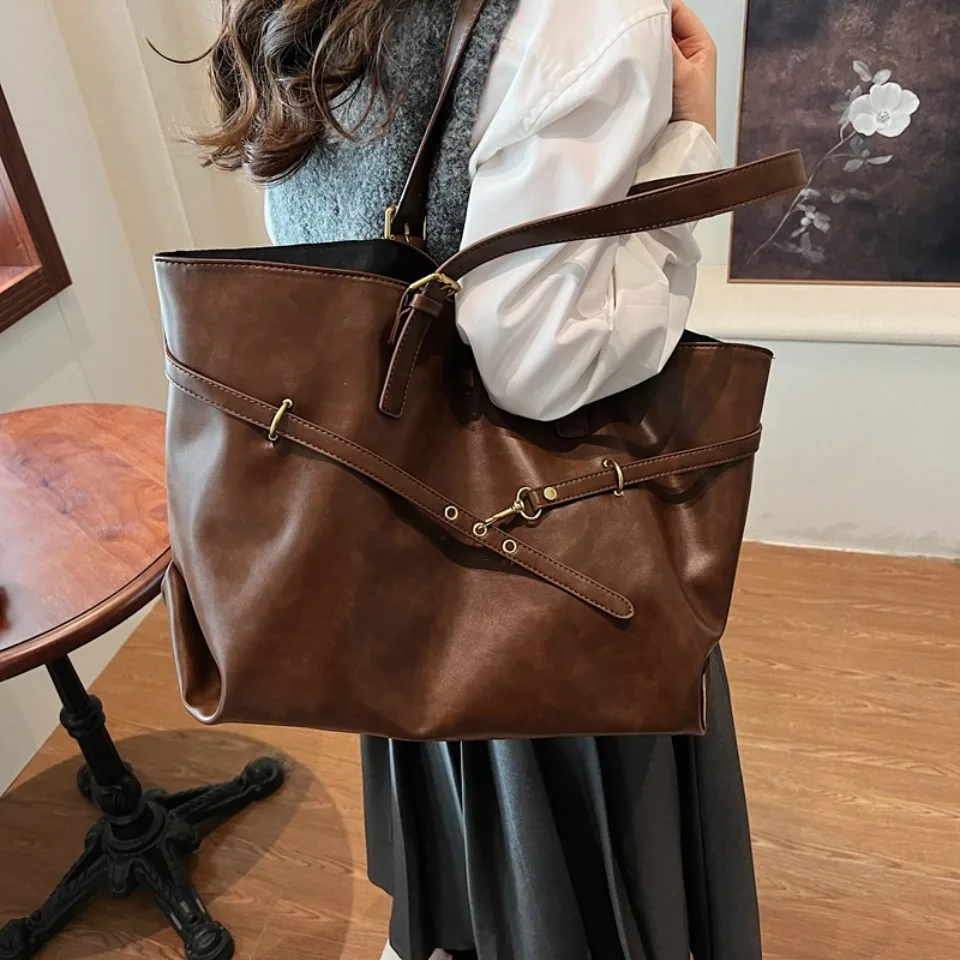 Vintage Oil-Waxed Pu Leather Tote Shoulder Bag Large Capacity with Decorative Belt for Work Travel 16-inch Laptop A4 Documents
