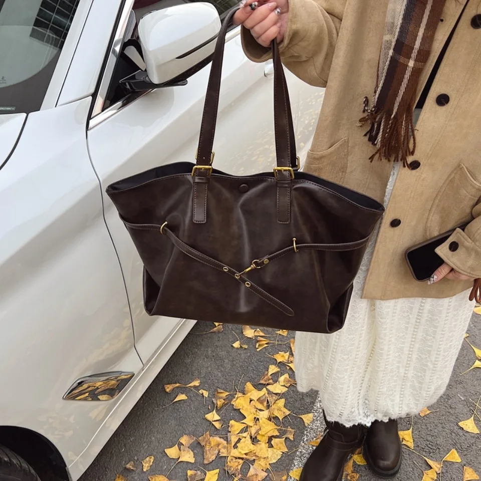 Vintage Oil-Waxed Pu Leather Tote Shoulder Bag Large Capacity with Decorative Belt for Work Travel 16-inch Laptop A4 Documents
