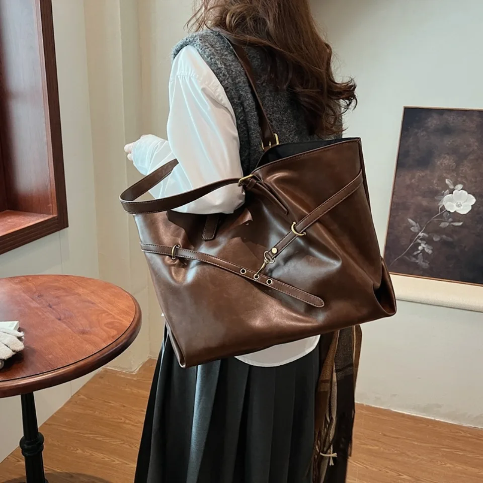 Vintage Oil-Waxed Pu Leather Tote Shoulder Bag Large Capacity with Decorative Belt for Work Travel 16-inch Laptop A4 Documents