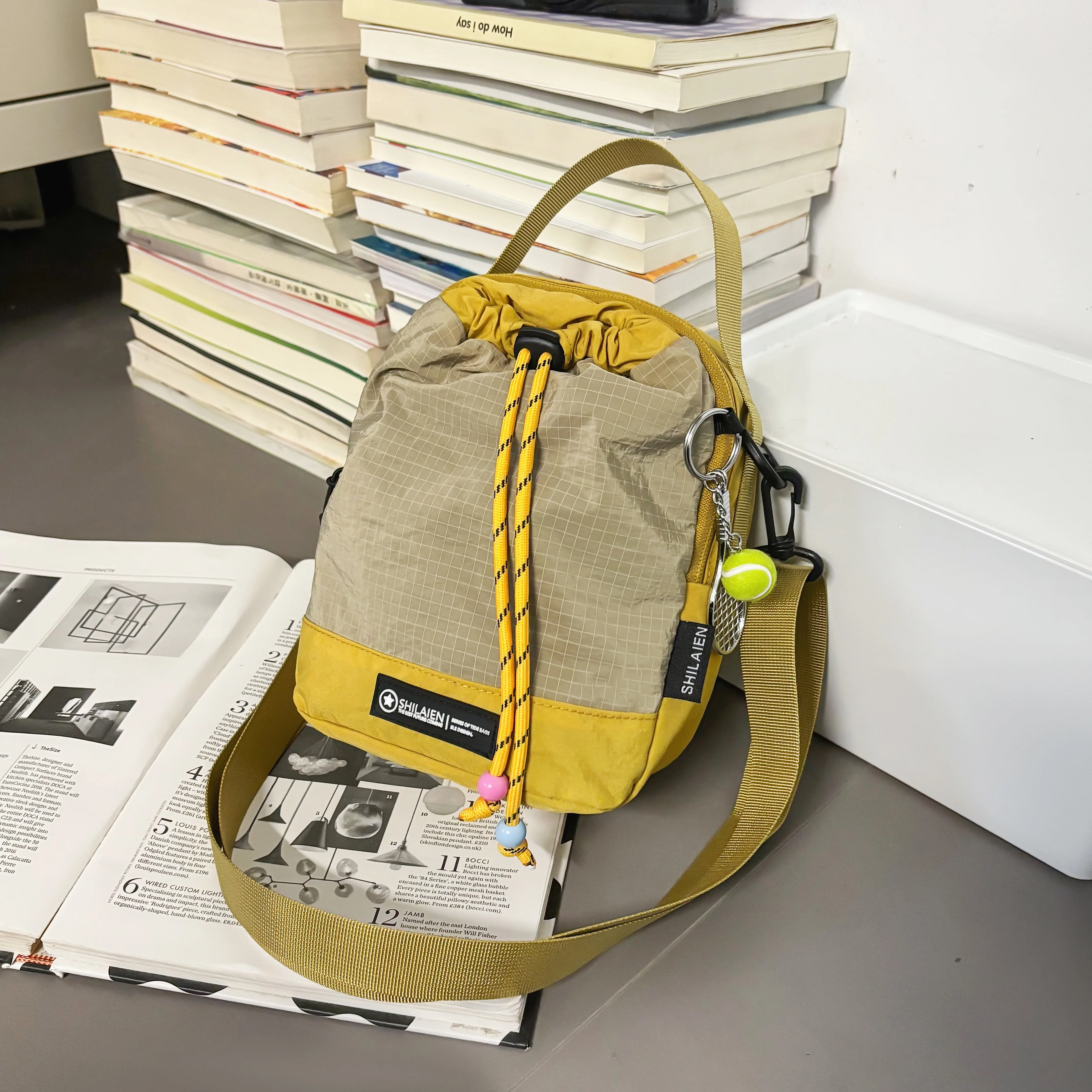 Fashionable Commuter Crossbody Bag, Mobile Phone Bag, Lightweight Multifunctional Chest Bag, Large Capacity Water Bottle Bag, Waterproof Shoulder Bag, Water Bottle Bag, Outdoor Sports Hiking