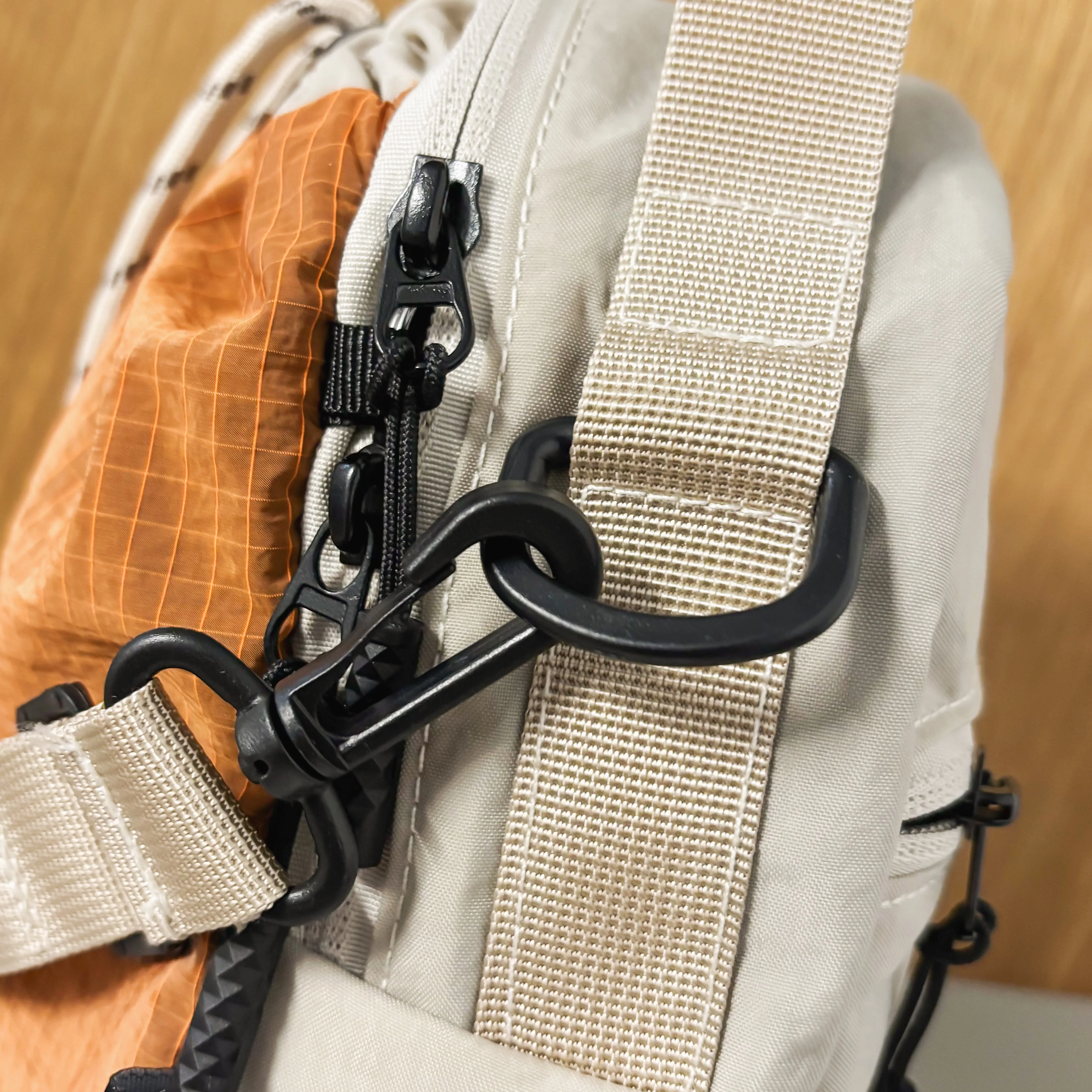 Fashionable Commuter Crossbody Bag, Mobile Phone Bag, Lightweight Multifunctional Chest Bag, Large Capacity Water Bottle Bag, Waterproof Shoulder Bag, Water Bottle Bag, Outdoor Sports Hiking
