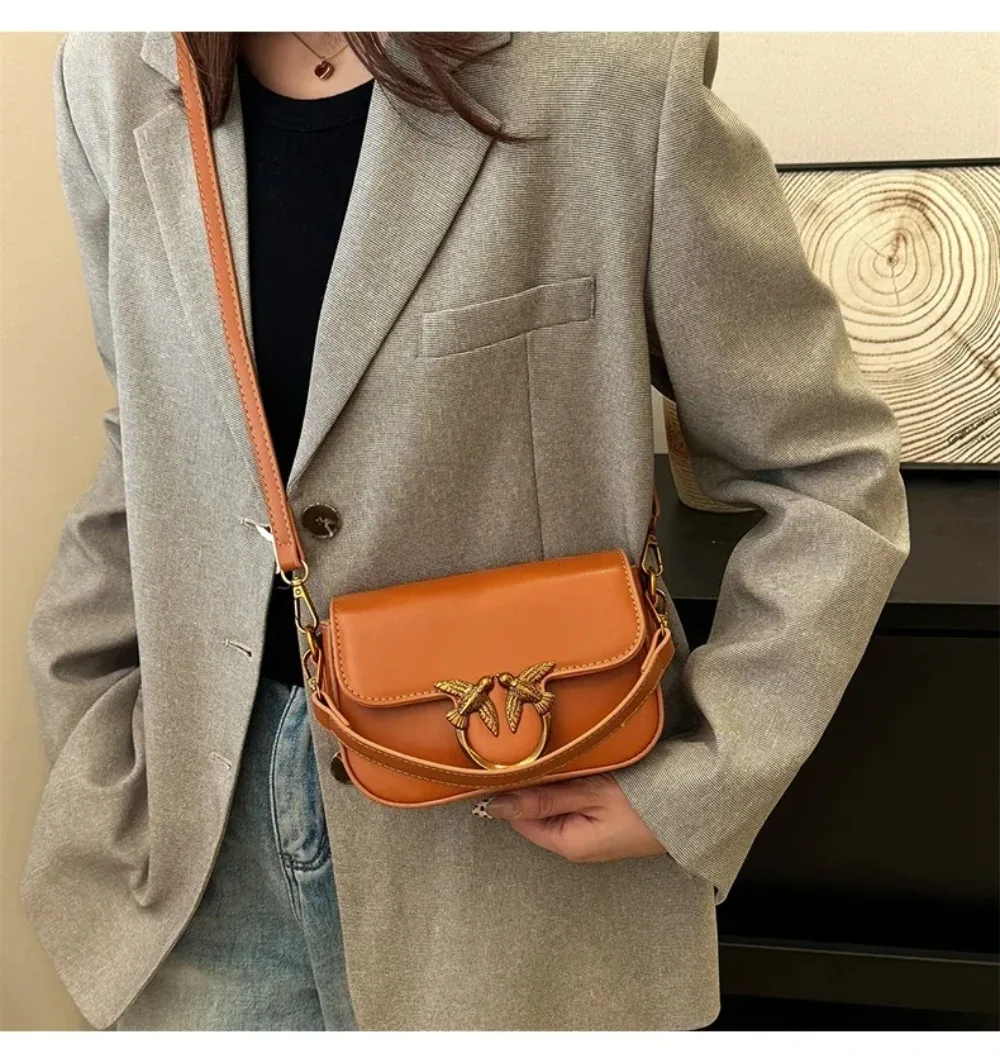High-end Crossbody Handbag Leather Tote Bags Trendy Design Commuter Popular Classic Elegant Fashionable Bag with Avian Button