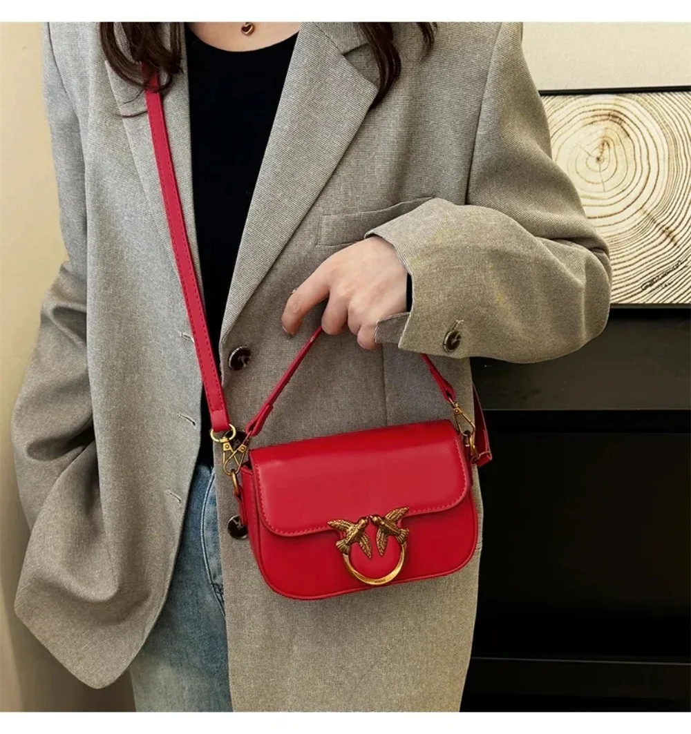 High-end Crossbody Handbag Leather Tote Bags Trendy Design Commuter Popular Classic Elegant Fashionable Bag with Avian Button